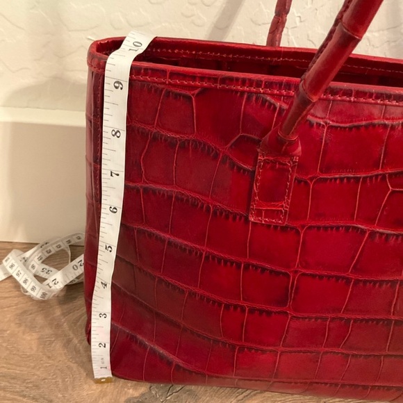 Monsac red faux crocodile embossed leather tote - Picture 6 of 12